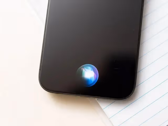 Apple abrirá Siri para assistentes de IA rivais no iOS 27