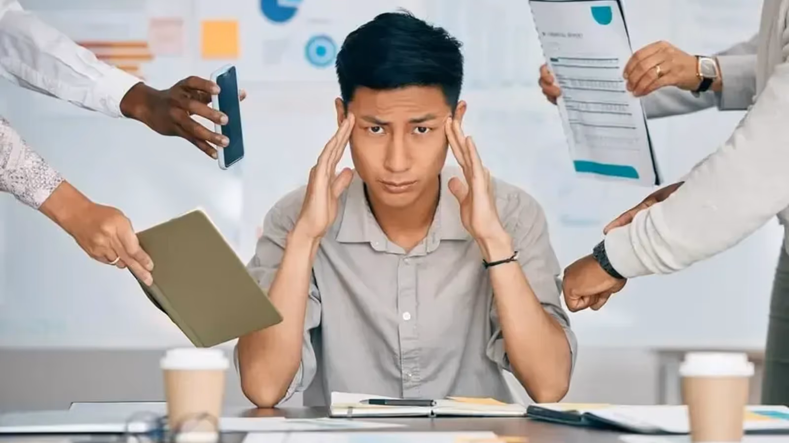 Estudo de Harvard mostra que IA amplia carga de trabalho dos funcionários