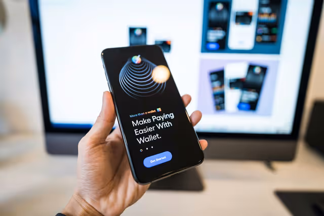 Smartphone apps banco digital perspectiva isometrica, icones Pix boleto cartao, neon