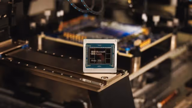 Microsoft lança chip IA Maia 200 para desafiar rivais